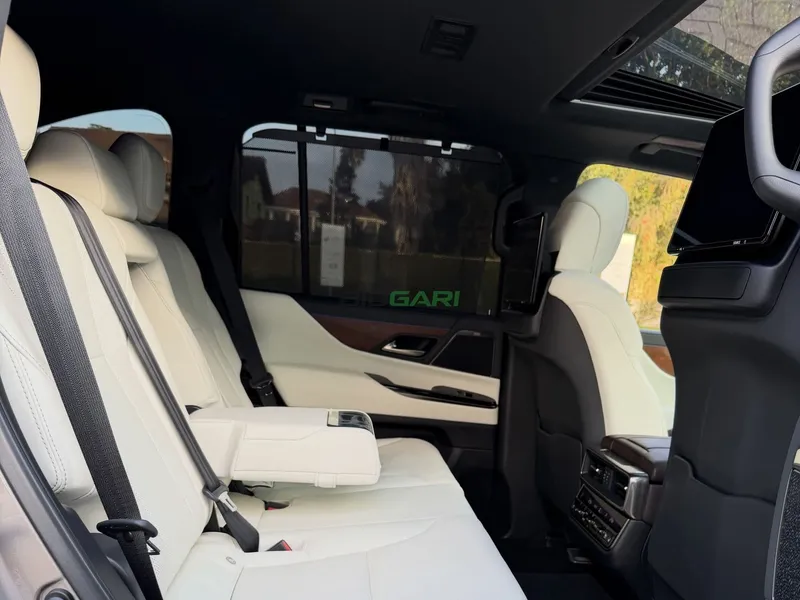 2023 Lexus LX600 3.5L Petrol SUV, photo 8