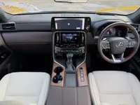 2023 Lexus LX600 3.5L Petrol SUV, photo 9
