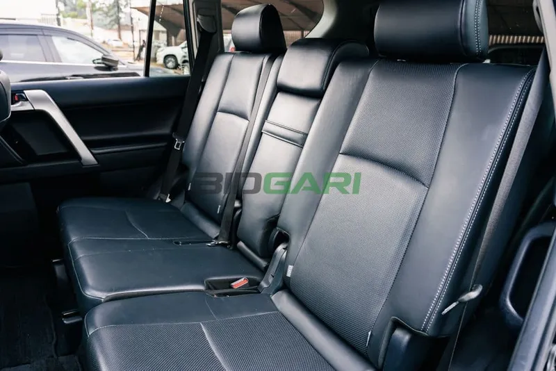 2020 Toyota Land Cruiser Prado TX-L 2.8L Diesel SUV, photo 8