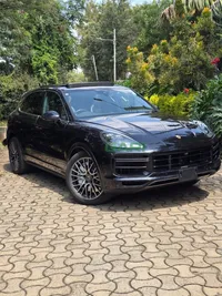 2020 Porsche Cayenne Turbo 4L Petrol SUV, photo 2