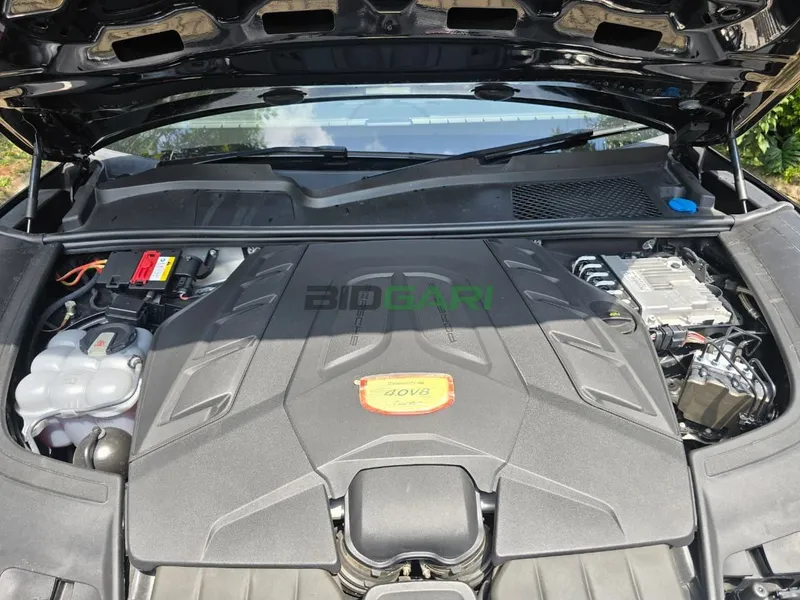2020 Porsche Cayenne Turbo 4L Petrol SUV, photo 15