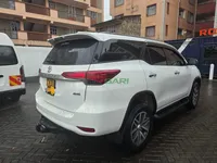 2019 Toyota Fortuner 2.4L Diesel SUV, photo 5