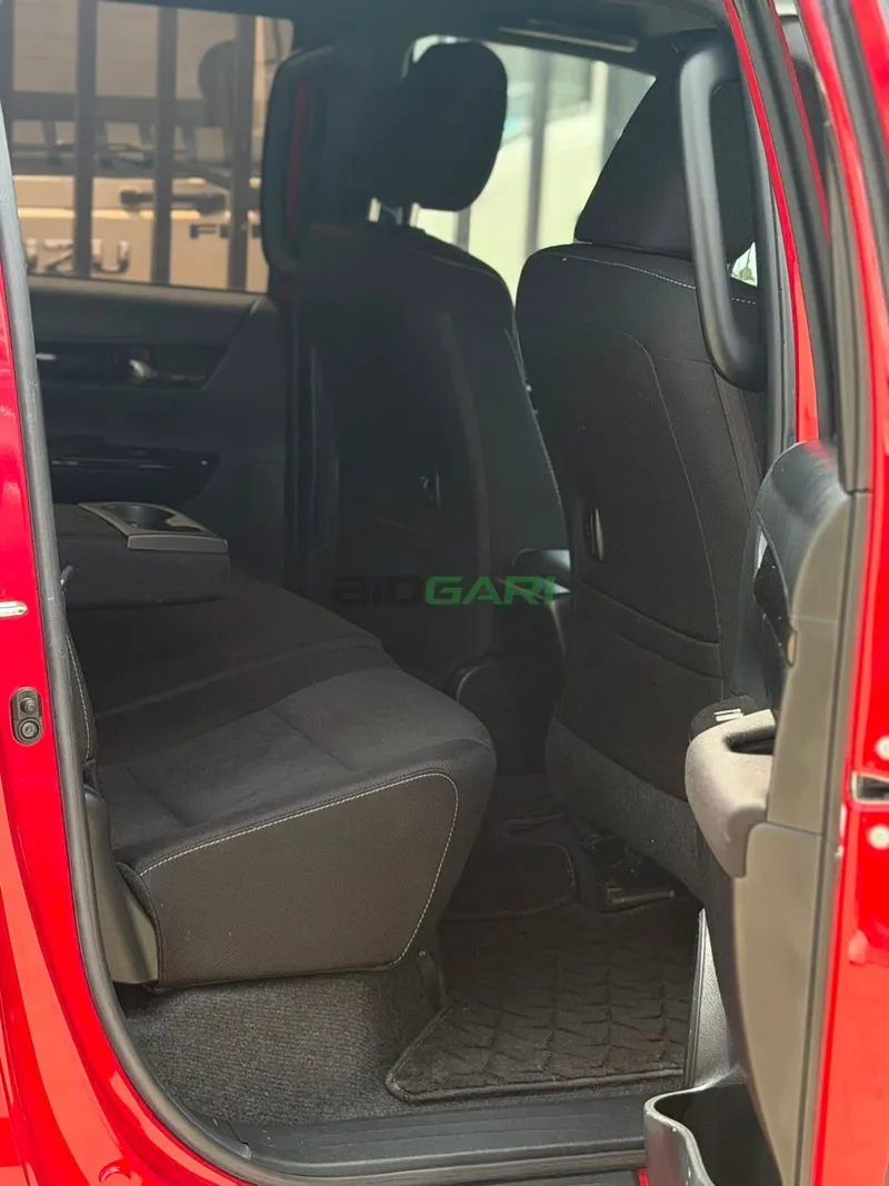 2019 Toyota Hilux TRD 2.4L Diesel Pickup, photo 5