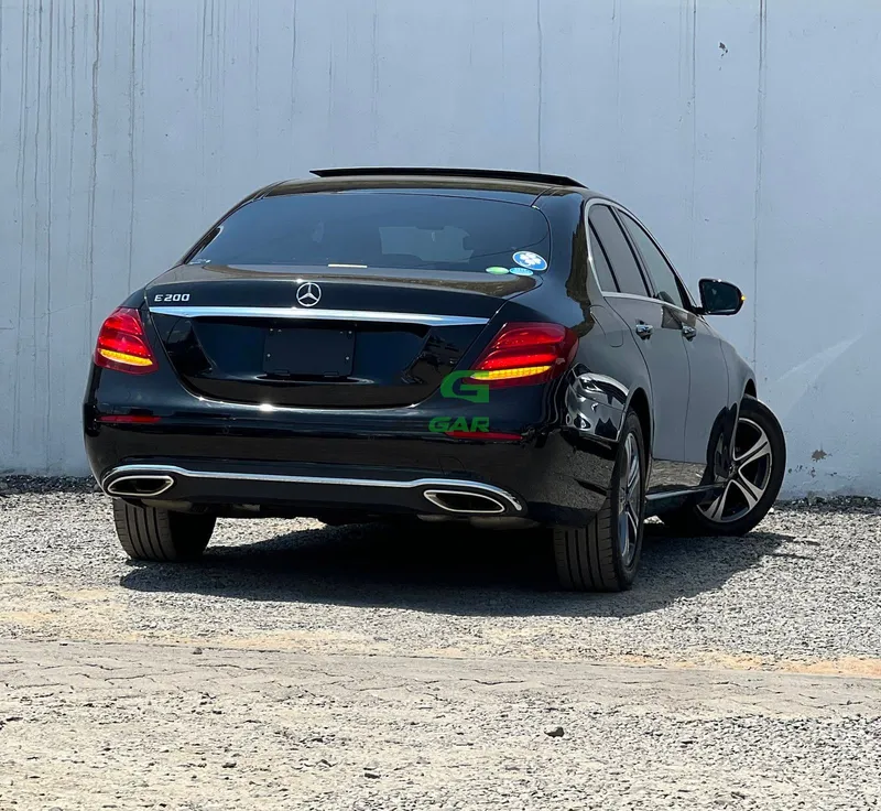 2019 Mercedes-Benz E200 2L Petrol Sedan, photo 4
