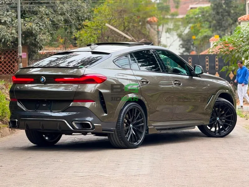 2020 BMW X6 xDRIVE35d 3L Diesel Coupe, photo 4
