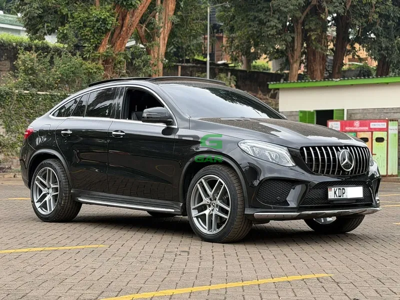 2017 Mercedes-Benz GLE350d AMG-LINE 3L Diesel Coupe, photo 4