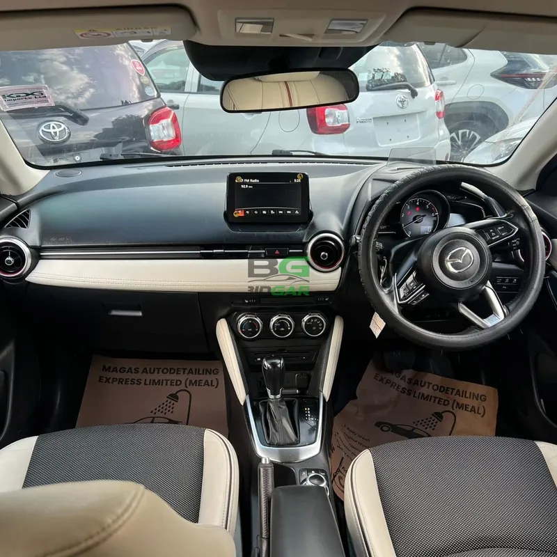 2018 Mazda Demio 1.5L Diesel Hatchback, photo 11