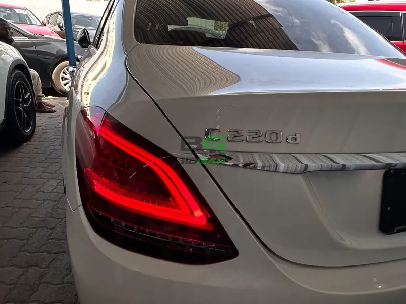 2019 Mercedes-Benz C220d 2L Diesel Sedan, photo 7