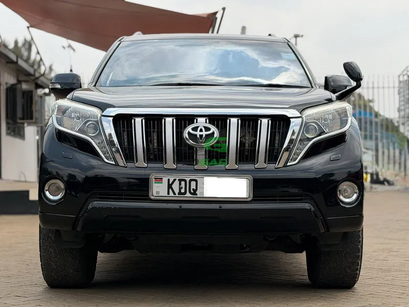 2017 Toyota Land Cruiser J150