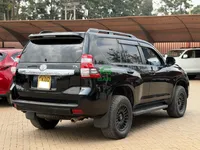 2017 Toyota Land Cruiser J150 2.8L Diesel SUV, photo 5