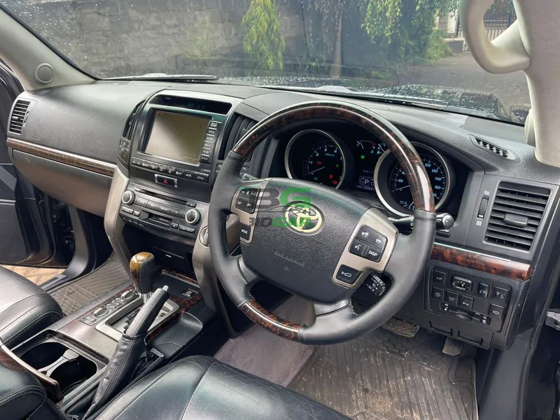 2011 Toyota Land Cruiser ZX 4.6L Petrol SUV, photo 8