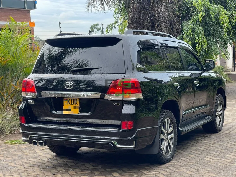 2011 Toyota Land Cruiser ZX 4.6L Petrol SUV, photo 5