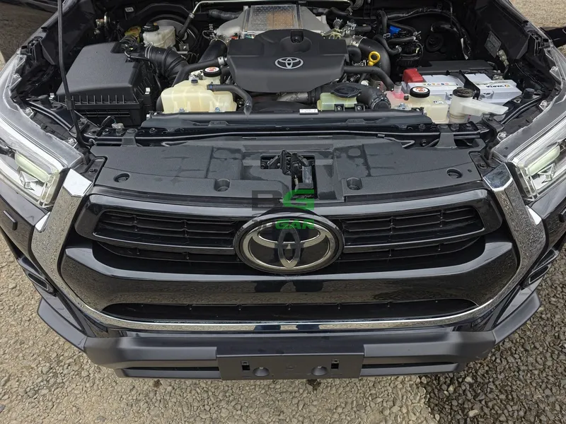 2020 Toyota Hilux Double Cabin 2.4L Diesel Pickup, photo 2