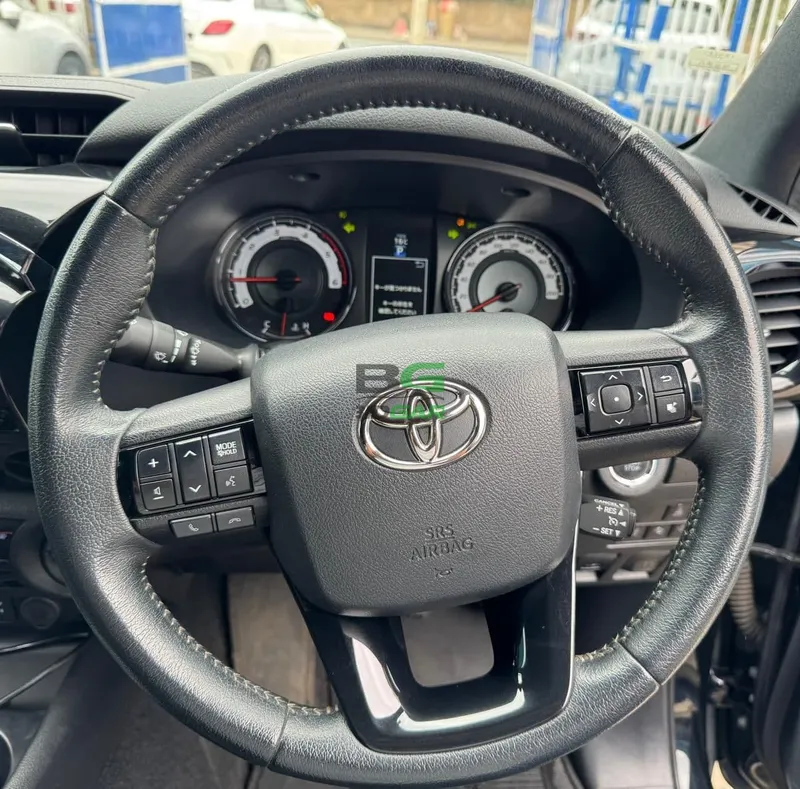 2019 Toyota Hilux Z BLACK RALLY EDITION Diesel Pickup, photo 10