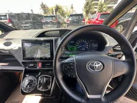 2019 Toyota Voxy Hybrid 1.8L Hybrid MPV, photo 8