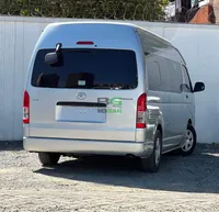 2018 Toyota 9L Commuter High Roof 3L Diesel Van, photo 4