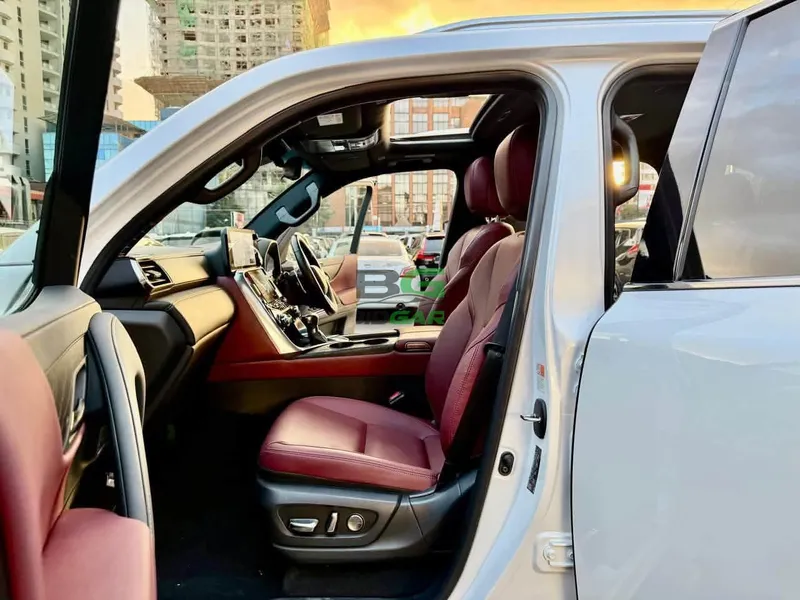 2023 Lexus LX600 3.5L Petrol SUV, photo 11