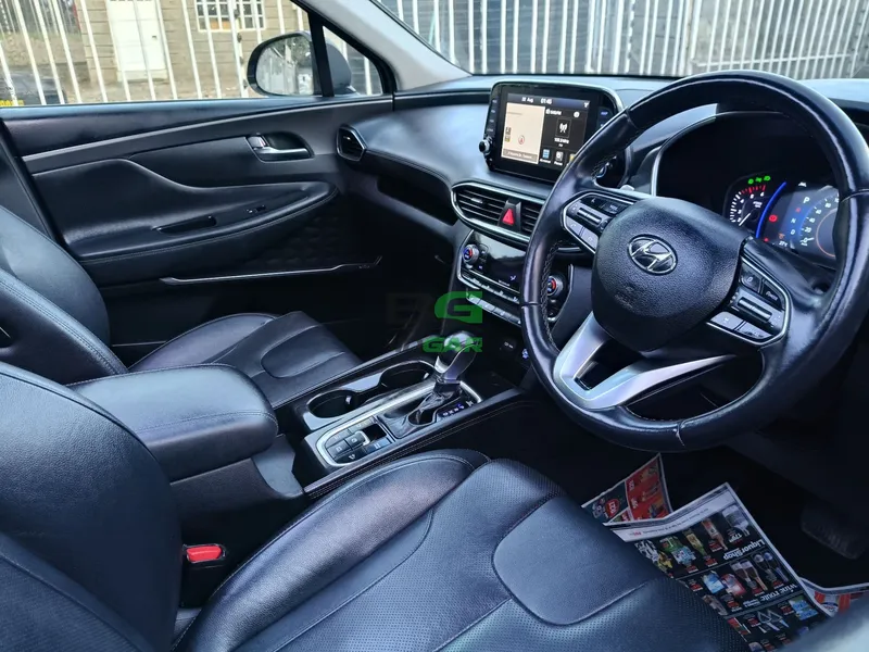 2020 Hyundai Santa Fe Highlander 2.2L Diesel SUV, photo 6