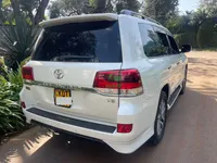 2018 Toyota Land Cruiser ZX V8 4.6L Petrol SUV, photo 4