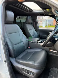 2022 Toyota Land Cruiser LC300 3.3L Diesel SUV, photo 7