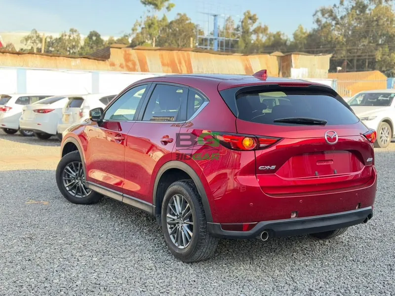 2020 Mazda CX-5 2.2L Diesel SUV, photo 3