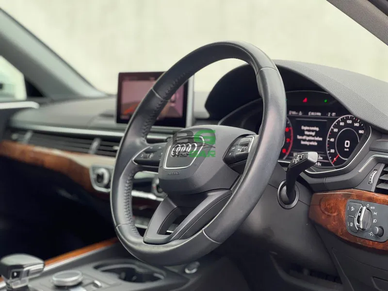 2017 Audi A4 TFSI 2L Petrol Sedan, photo 9