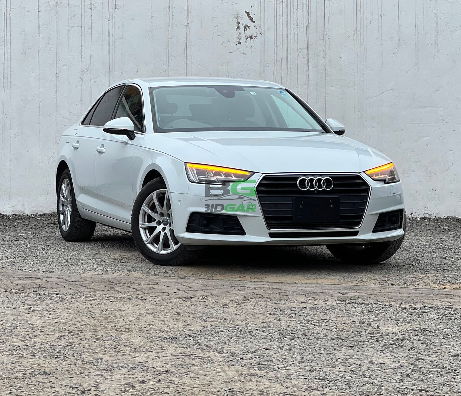 2017 Audi A4