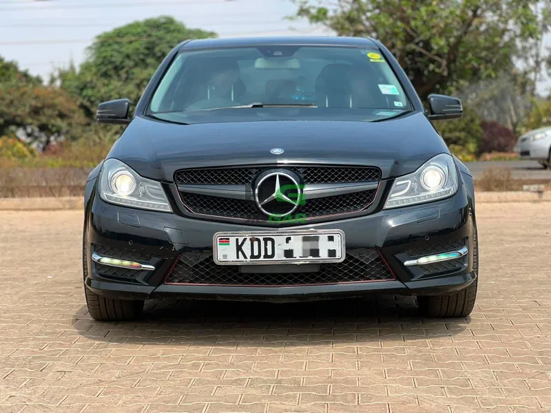 2014 Mercedes-Benz C200 W204 1.8L Petrol Sedan, photo 4