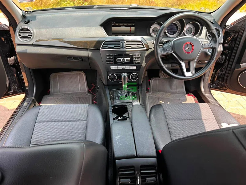 2014 Mercedes-Benz C200 W204 1.8L Petrol Sedan, photo 9