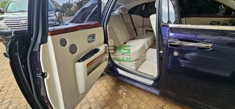 2015 Rolls-Royce Ghost Series I 6.6L Petrol Sedan, photo 9