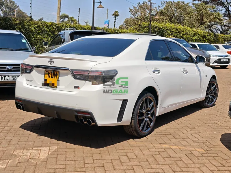 2015 Toyota Mark X Premium G's Edition 2.5L Petrol Sedan, photo 6