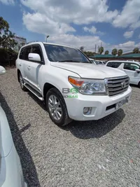 2013 Toyota Land Cruiser V8 ZX 4.5L Diesel SUV, main photo