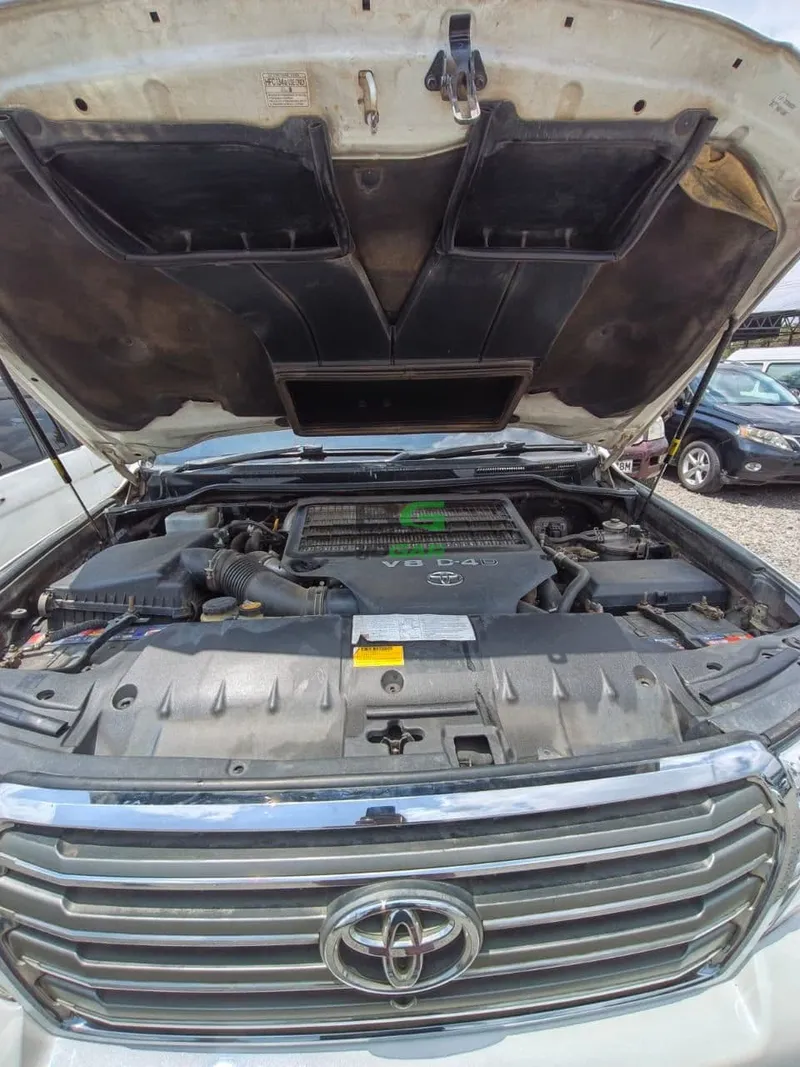 2013 Toyota Land Cruiser V8 ZX 4.5L Diesel SUV, photo 7