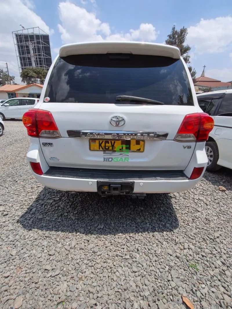 2013 Toyota Land Cruiser V8 ZX 4.5L Diesel SUV, photo 3
