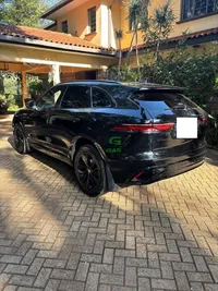 2023 Jaguar F-PACE R-DYNAMIC 2L Diesel SUV, photo 3