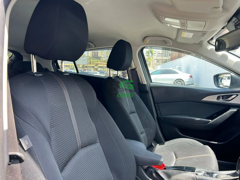 2018 Mazda Axela 1.5L Petrol Hatchback, photo 7