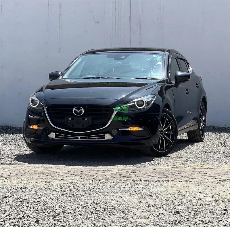 2018 Mazda Axela 1.5L Petrol Hatchback, photo 2