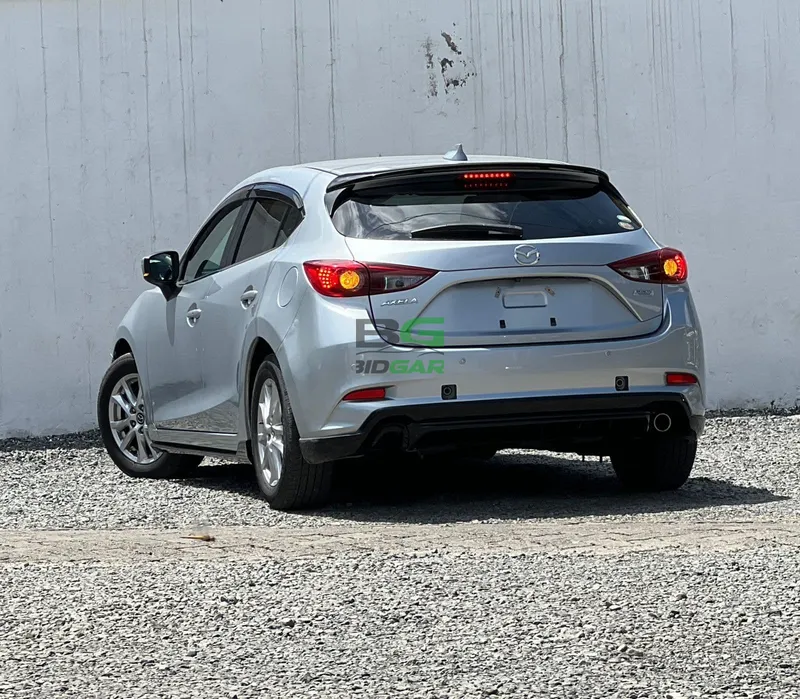 2018 Mazda Axela 1.5L Petrol Hatchback, photo 4