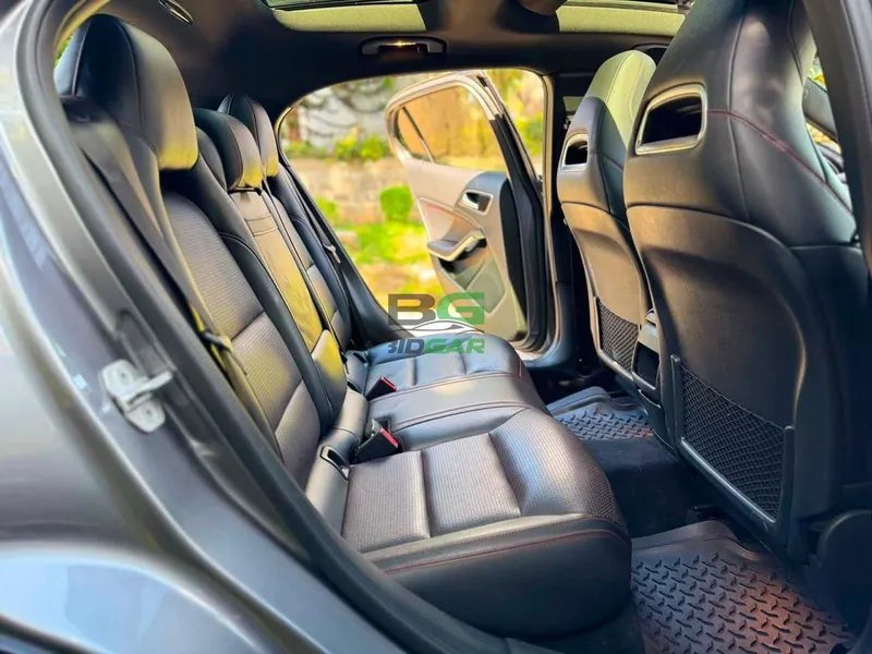 2018 Mercedes-Benz GLA 180 1.6L Petrol Hatchback, photo 6