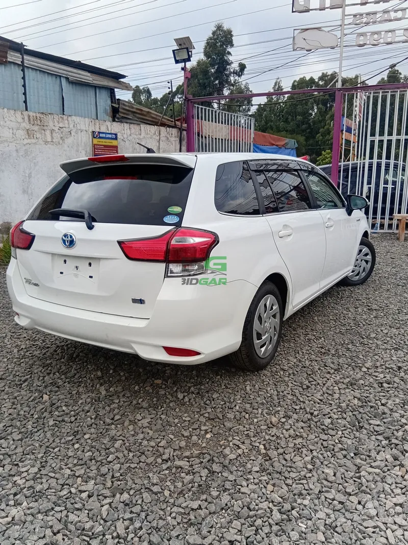 2019 Toyota Fielder 1.5L Hybrid, photo 3