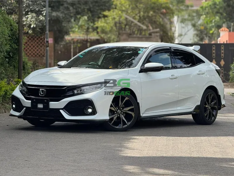 2020 Honda Civic Sport 1.5L Petrol Hatchback, photo 3