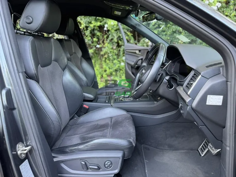 2018 Audi SQ5 Quattro 3L Petrol SUV, photo 5