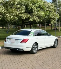 2018 Mercedes-Benz C200 2L Petrol Sedan, photo 4