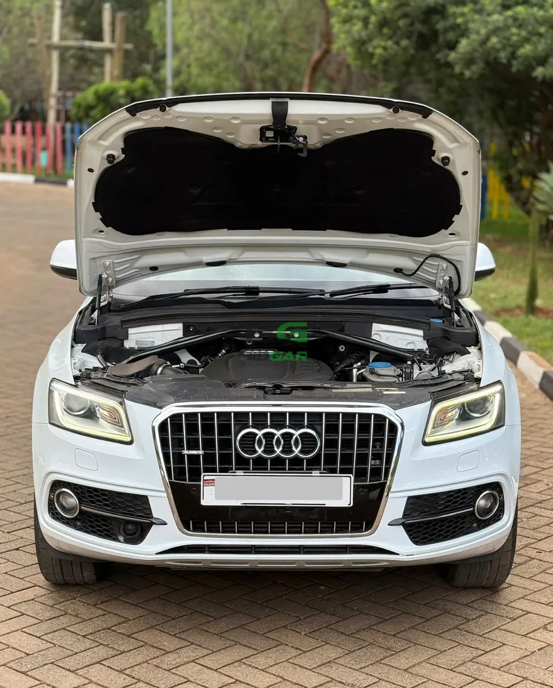 2017 Audi Q5 S-LINE 2L Petrol SUV, photo 3