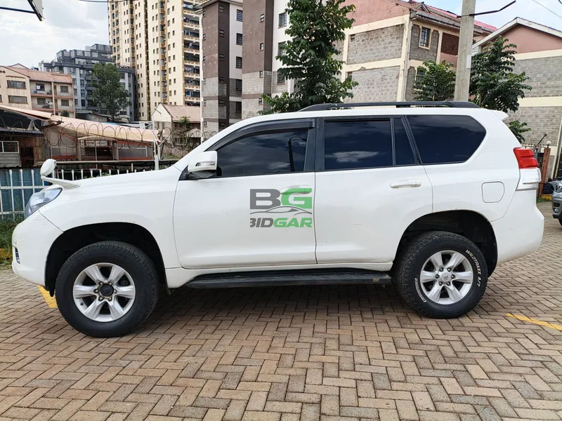 2009 Toyota Land Cruiser Prado J150 2.7L Petrol SUV, photo 5