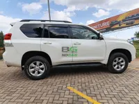 2009 Toyota Land Cruiser Prado J150 2.7L Petrol SUV, photo 3