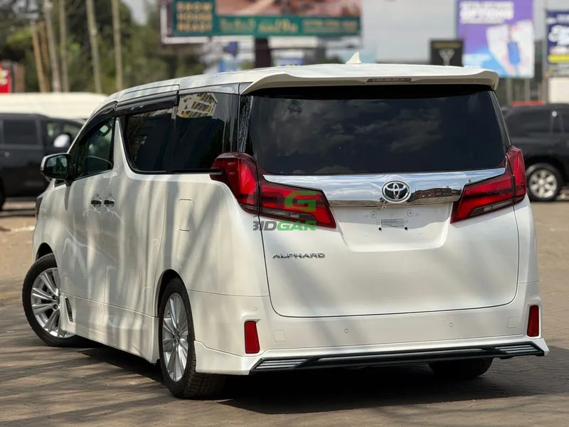 2019 Toyota Alphard Petrol MPV, photo 2
