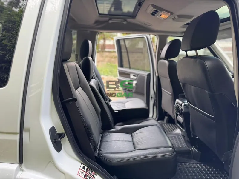 2015 Land Rover Discovery HSE 3L Petrol SUV, photo 5