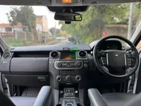 2015 Land Rover Discovery HSE 3L Petrol SUV, photo 9