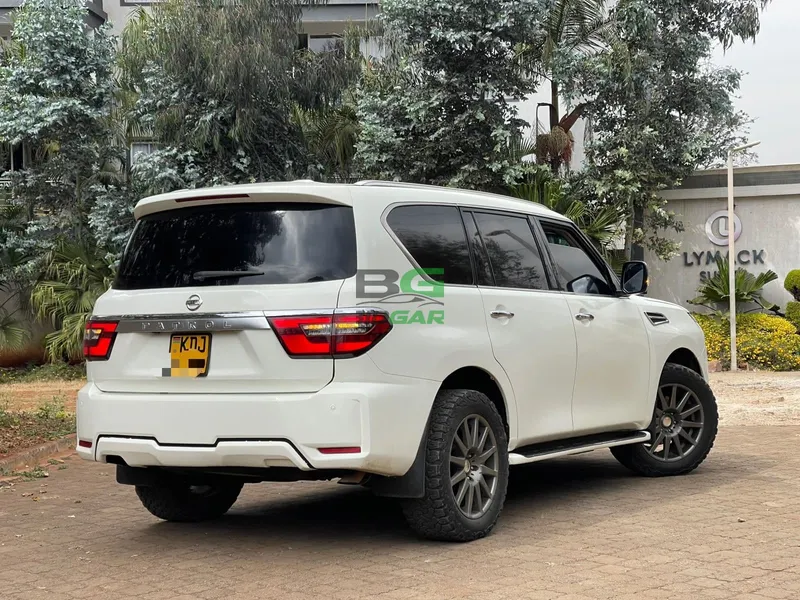 2013 Nissan Patrol Y62 V8 5.6L Petrol SUV, photo 9